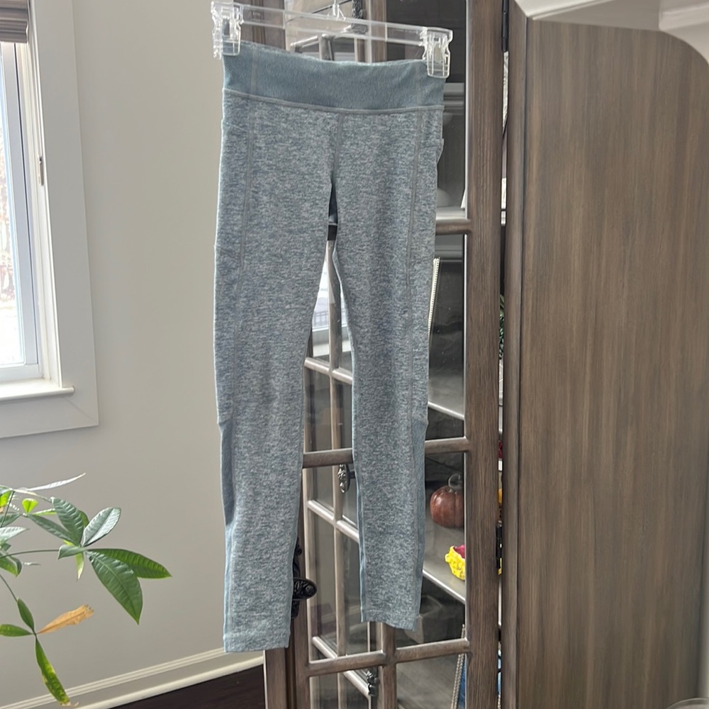Size medium light blue Athleta leggings